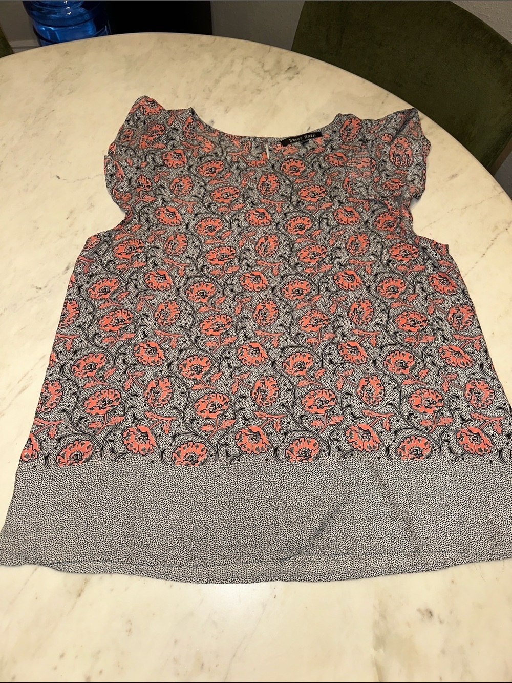 Sweet Rain Coral Floral Cap-Sleeve Blouse size large